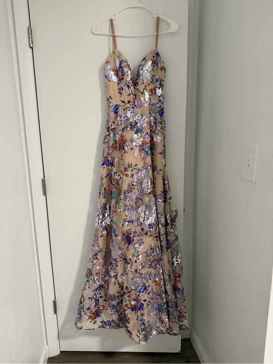 Lacemade Dresses & Skirts - Beige Floral Sequin Spaghetti-Strap prom Dress